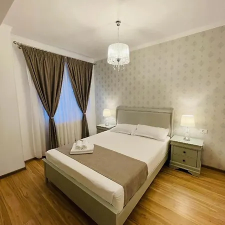 Royal Moonlight Apartament Mamaja