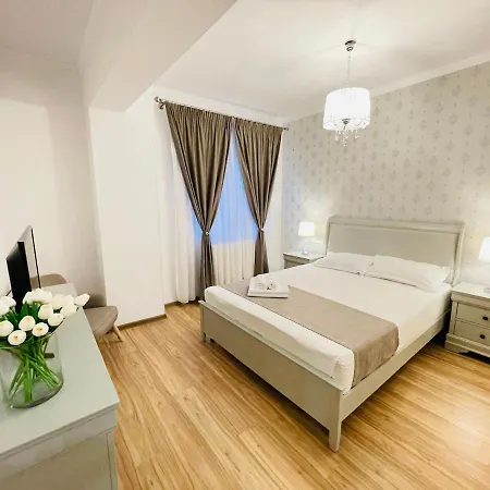 Royal Moonlight Apartament Mamaja